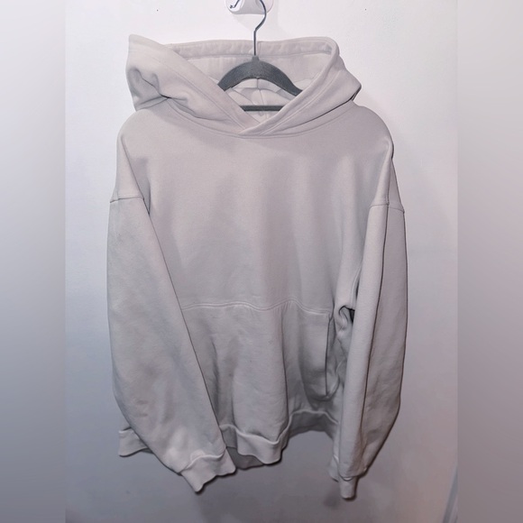 lululemon athletica Sweaters - Lululemon Pullover Hoodie